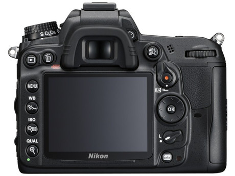 Nikon D7000