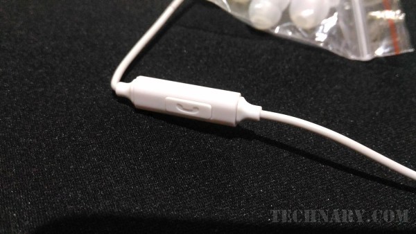 Evidson Audiosport W6 review - Over the ear earphones for music