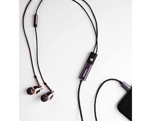 1More Triple Driver Lightning In-Ear Headphones launched