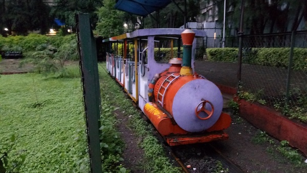 A Budgetary Revolution: InFocus Launches Snap 4 with 4 Cameras