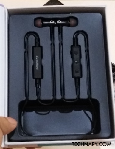 Stuffcool Dizzy Magnetic Wireless Bluetooth 4.1 In-Ear Headphone Reviewa