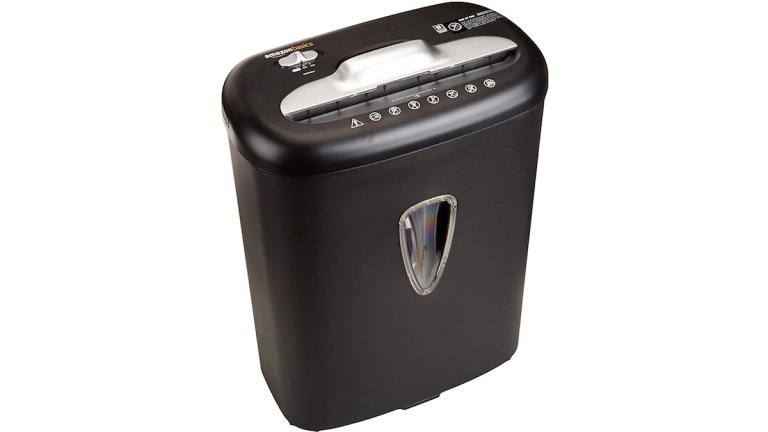 Amazon Basics Paper Shredder
